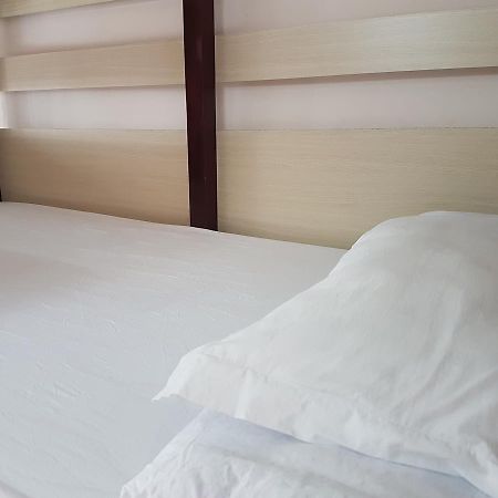 Happy Hostel Vn (Adults Only) Ho Chi Minh City Bagian luar foto